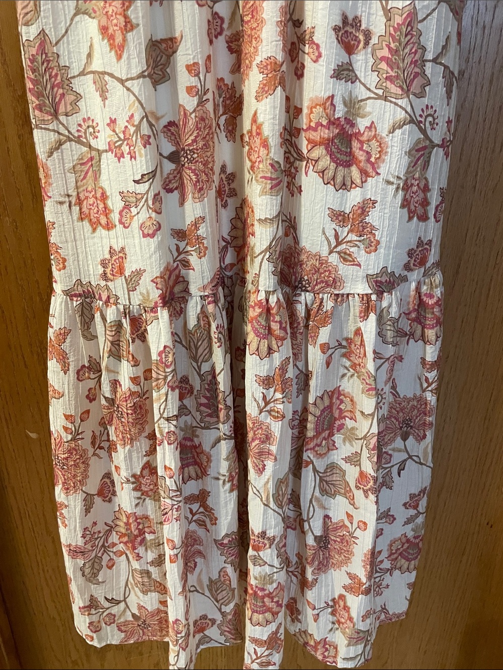torrid Floral Ruffle Strap Maxi Dress in Cream and Rust L14 - Picture 3 of 12